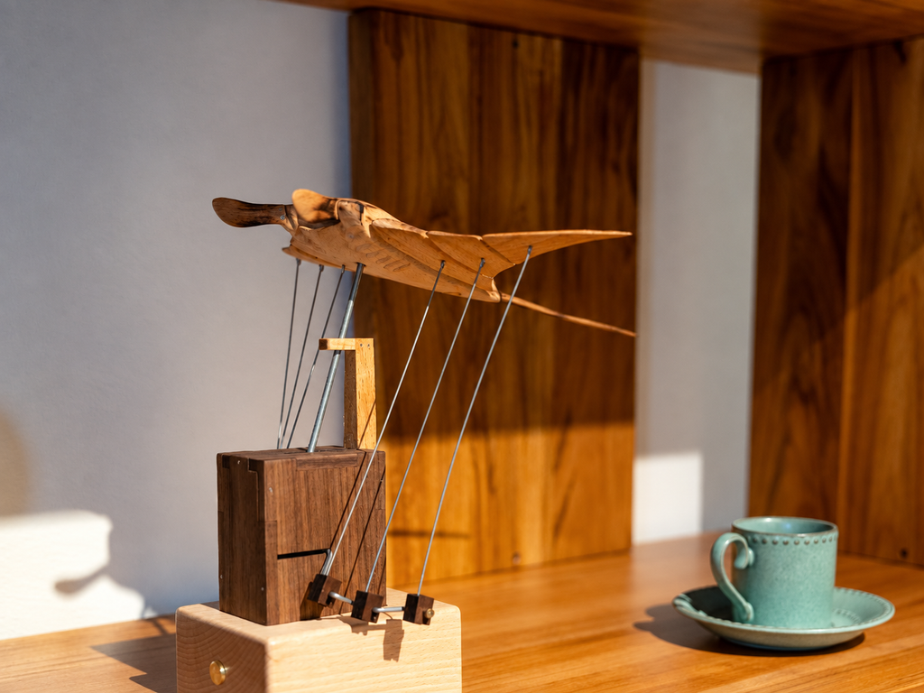 Rechargeable Wooden Manta Ray Automaton – Kinetic Desk Sculpture